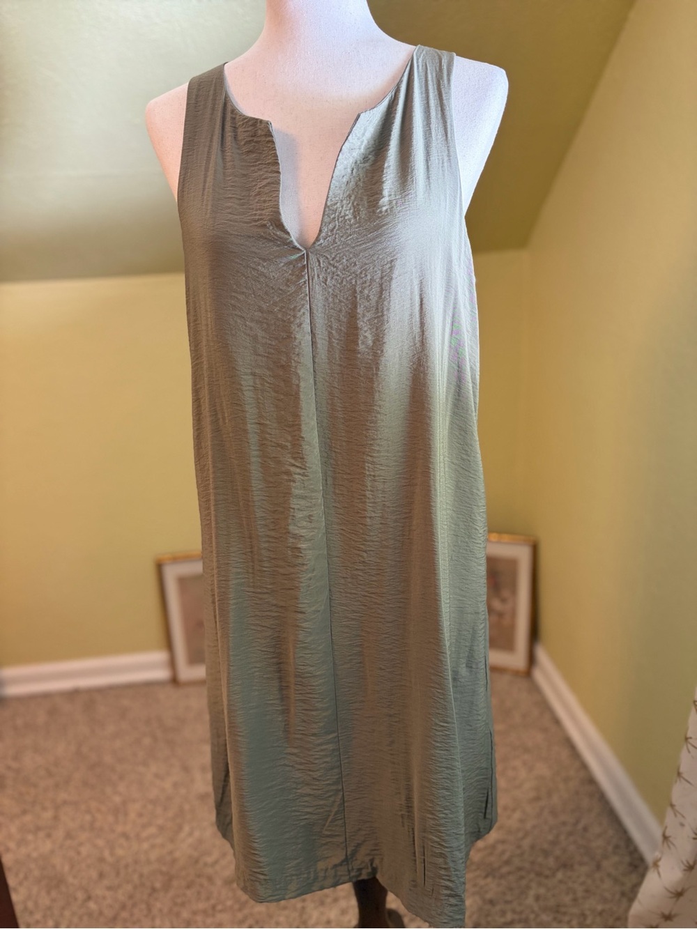 Banana Republic Olive Green Textured V-Neck Shift Dress with Pockets M